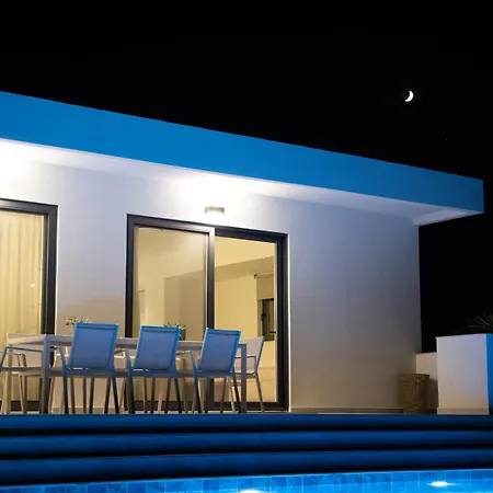 Villa Kyamon Estate Luxury