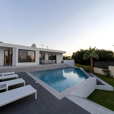 Villa Kyamon Estate Luxury *